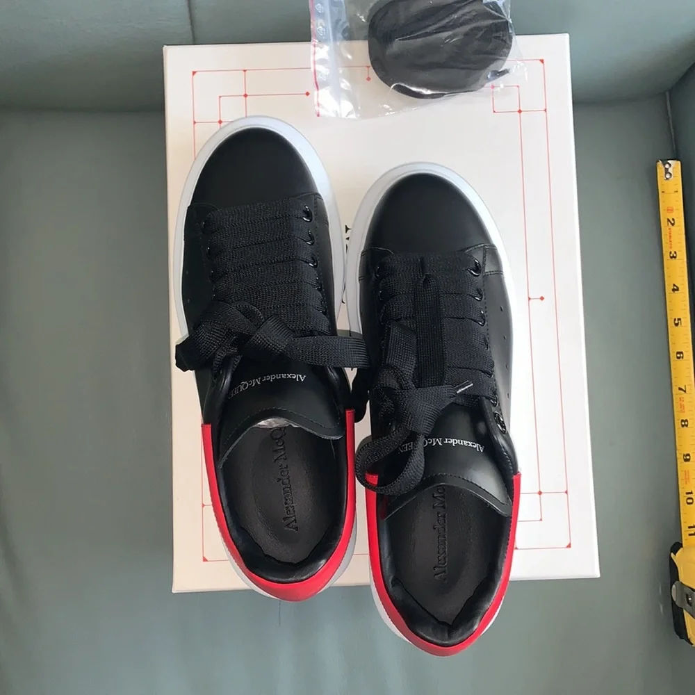 Alexander McQueen  Oversize Colorblock Sneaker BLACK/ DARK CORAL - Picture 11 of 15